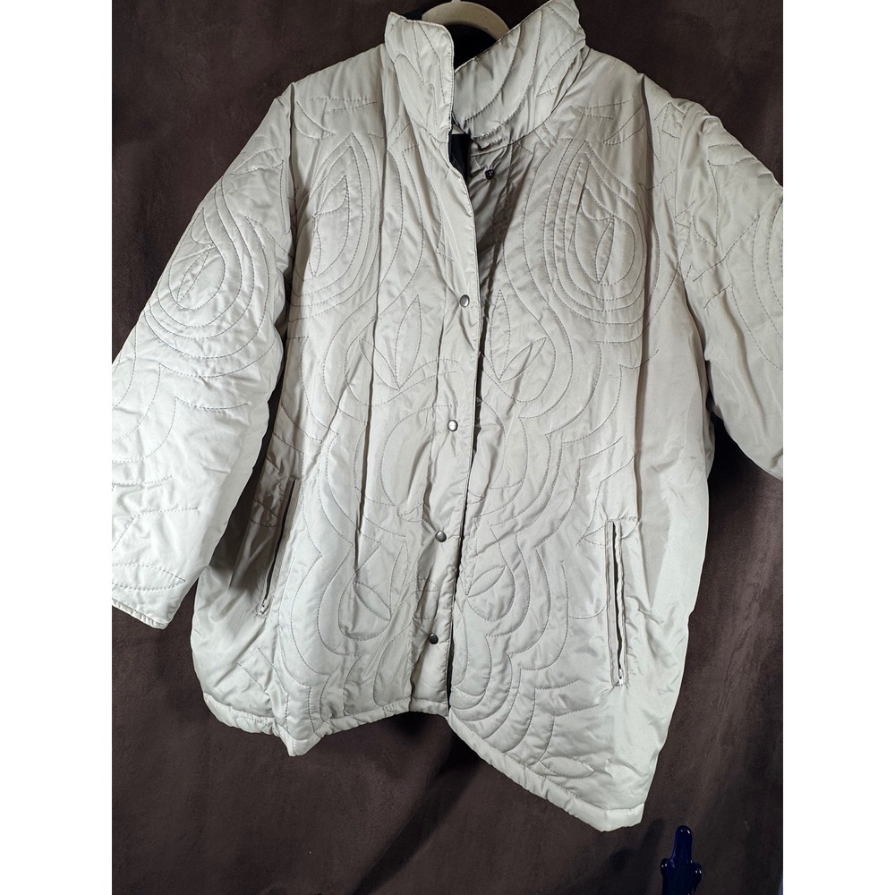 Vintage Reversible Quilted Puffer Jacket Beige Black Oversized Stand Collar Coat